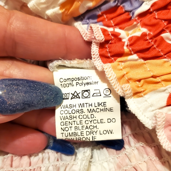 Shein Curvy Floral Smocked Crop Top NWOT - Picture 16 of 16